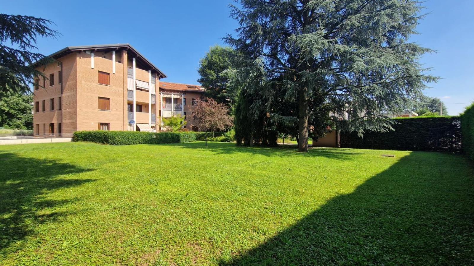 La Casa Di Cami Apartment Agrate Brianza Bagian luar foto