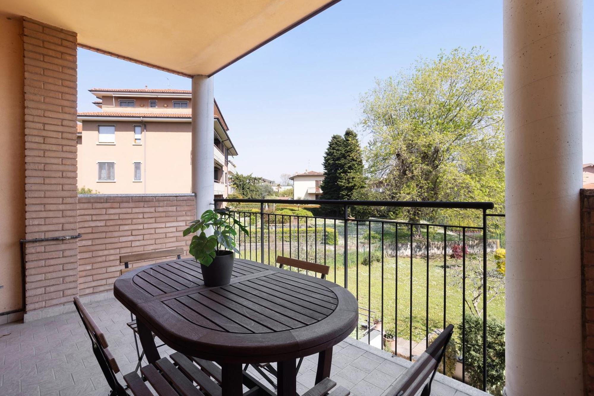 La Casa Di Cami Apartment Agrate Brianza Bagian luar foto